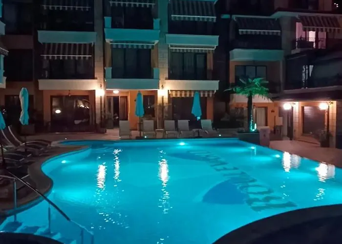 Boulevard Sea Residenz 250 Meter Zum Sandstrand Отель 5*